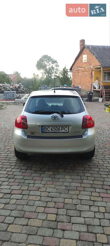 Хэтчбек Toyota Auris 2007 в Городке фото 3 Хэтчбек Toyota Auris 2007 в Городке