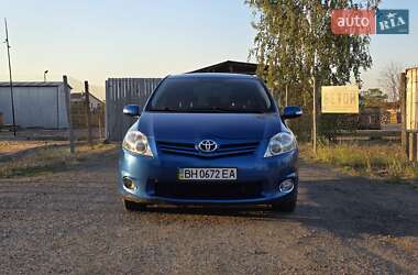 Хэтчбек Toyota Auris 2010 в Одессе