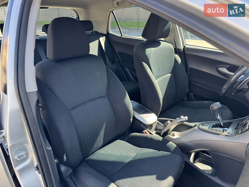 Хэтчбек Toyota Auris 2007 в Львове