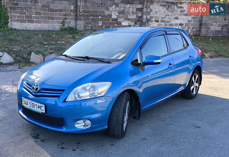 Toyota Auris 2011 Toyota Auris 2011