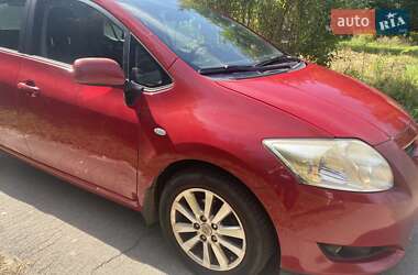 Хэтчбек Toyota Auris 2008 в Киеве