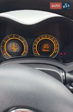 Хэтчбек Toyota Auris 2007 в 