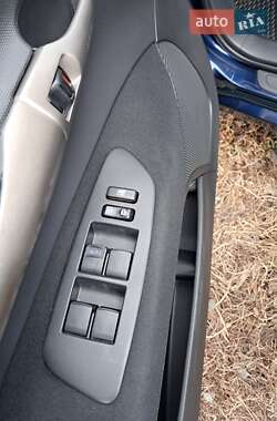 Хэтчбек Toyota Auris 2007 в 