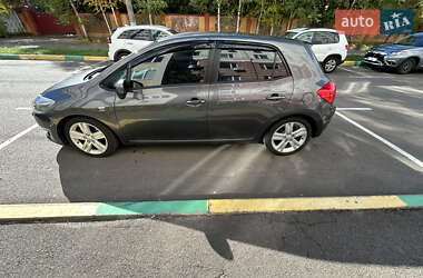Хэтчбек Toyota Auris 2007 в 