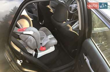 Хэтчбек Toyota Auris 2008 в 