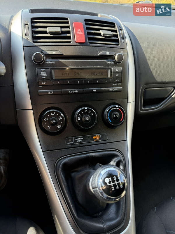 Хэтчбек Toyota Auris 2010 в Ивано-Франково фото 8 Хэтчбек Toyota Auris 2010 в Ивано-Франково