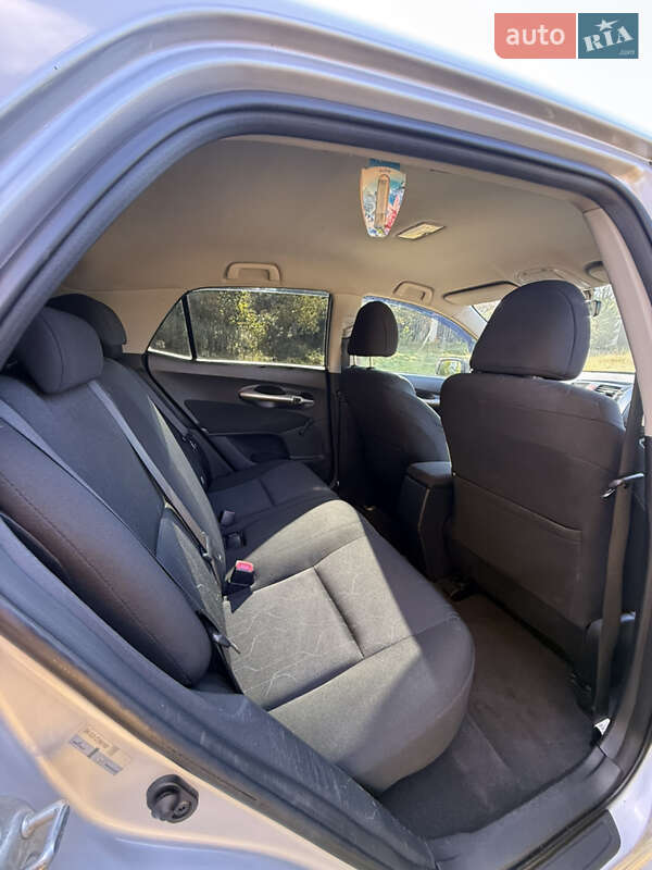 Хэтчбек Toyota Auris 2010 в Ивано-Франково фото 18 Хэтчбек Toyota Auris 2010 в Ивано-Франково