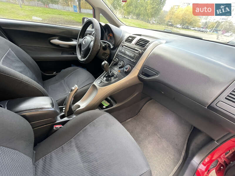 Хэтчбек Toyota Auris 2007 в Николаеве фото 13 Хэтчбек Toyota Auris 2007 в Николаеве