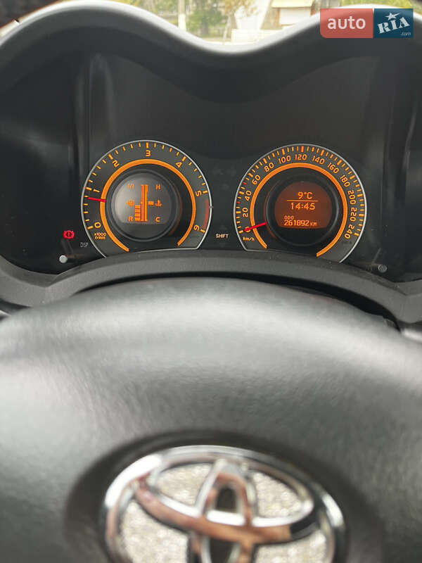 Хэтчбек Toyota Auris 2007 в Белгороде-Днестровском