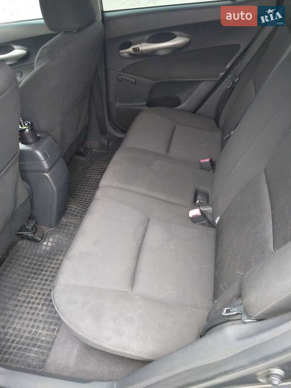 Хэтчбек Toyota Auris 2008 в Черновцах фото 40 Хэтчбек Toyota Auris 2008 в Черновцах