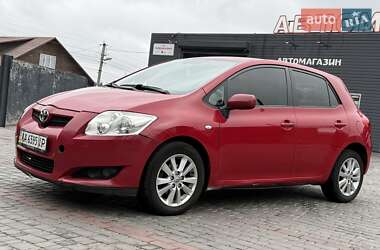 Хетчбек Toyota Auris 2008 в Кам'янському