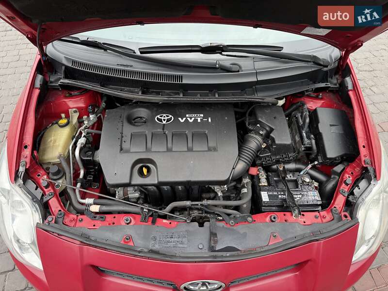 Хетчбек Toyota Auris 2008 в Кам'янському фото 56 Хетчбек Toyota Auris 2008 в Кам'янському