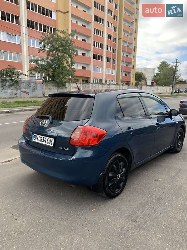 Хэтчбек Toyota Auris 2008 в Одессе