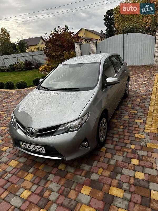 Toyota Auris 2012 Toyota Auris 2012