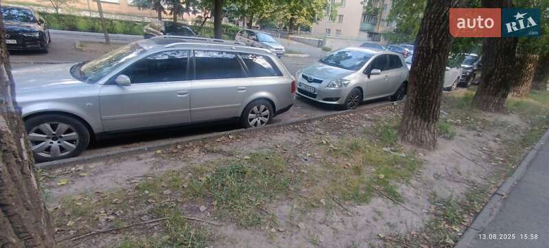 Хэтчбек Toyota Auris 2007 в Киеве