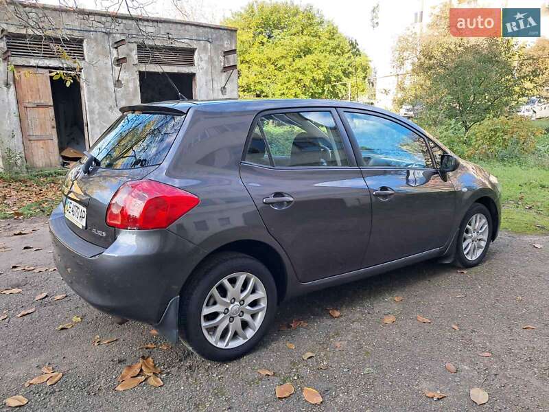 Хэтчбек Toyota Auris 2008 в Чернигове
