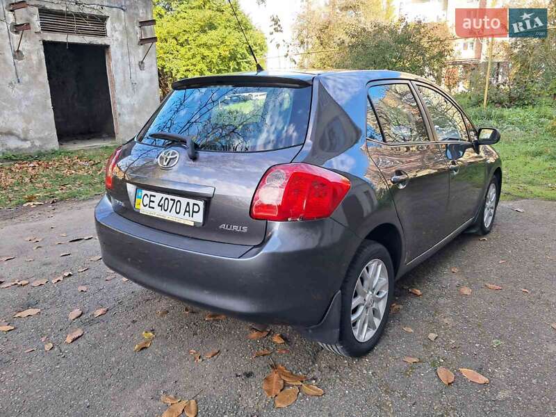 Хэтчбек Toyota Auris 2008 в Чернигове