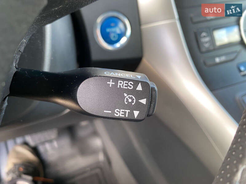 Хэтчбек Toyota Auris 2011 в Ровно фото 72 Хэтчбек Toyota Auris 2011 в Ровно