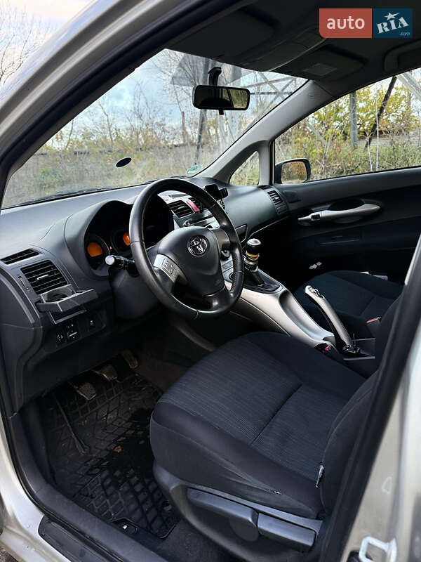 Хэтчбек Toyota Auris 2008 в Белой Церкви