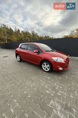 Хэтчбек Toyota Auris 2012 в Киеве