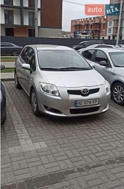 Хэтчбек Toyota Auris 2008 в Киеве