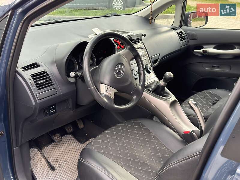Хэтчбек Toyota Auris 2008 в Стрые фото 29 Хэтчбек Toyota Auris 2008 в Стрые
