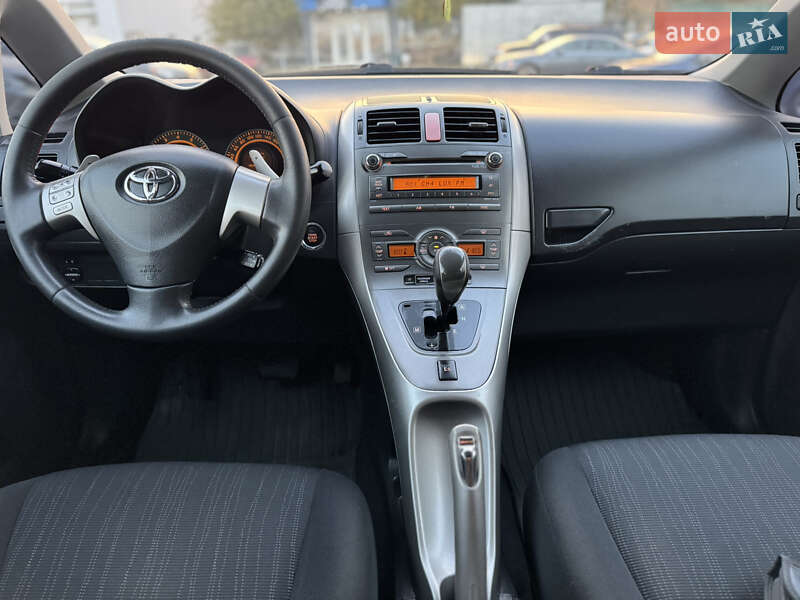 Хэтчбек Toyota Auris 2008 в Киеве фото 16 Хэтчбек Toyota Auris 2008 в Киеве