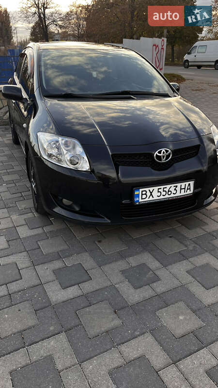 Хэтчбек Toyota Auris 2008 в Хмельницком