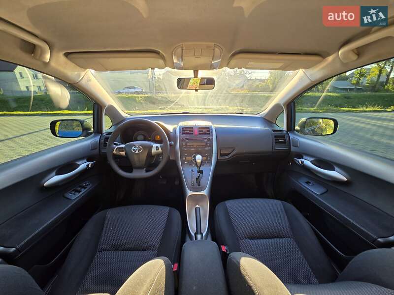 Хэтчбек Toyota Auris 2010 в Одессе фото 18 Хэтчбек Toyota Auris 2010 в Одессе
