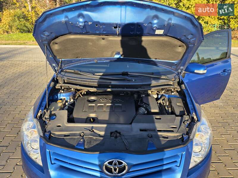 Хэтчбек Toyota Auris 2010 в Одессе фото 23 Хэтчбек Toyota Auris 2010 в Одессе