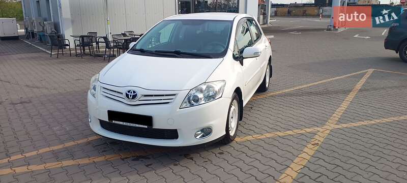 Хэтчбек Toyota Auris 2010 в Вышгороде фото 4 Хэтчбек Toyota Auris 2010 в Вышгороде