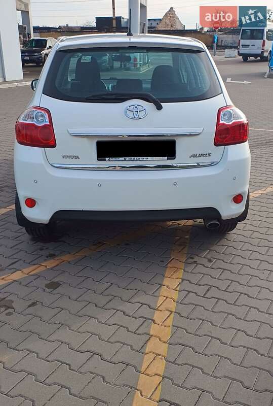 Хэтчбек Toyota Auris 2010 в Вышгороде фото 9 Хэтчбек Toyota Auris 2010 в Вышгороде