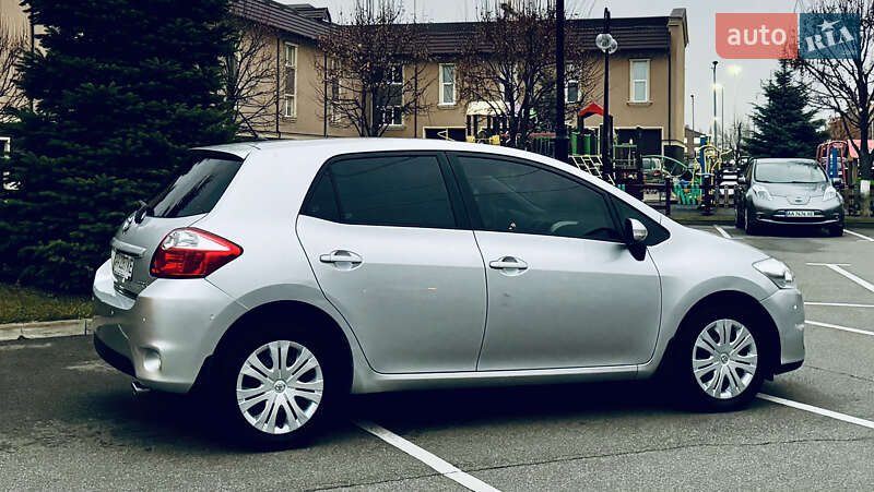 Хэтчбек Toyota Auris 2010 в Киеве фото 7 Хэтчбек Toyota Auris 2010 в Киеве