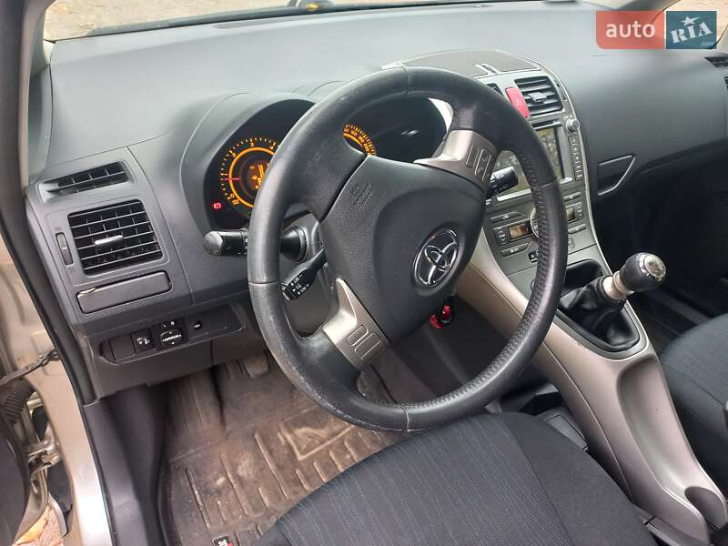 Хэтчбек Toyota Auris 2008 в Запорожье фото 7 Хэтчбек Toyota Auris 2008 в Запорожье