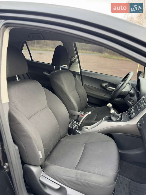 Хэтчбек Toyota Auris 2007 в Борисполе фото 20 Хэтчбек Toyota Auris 2007 в Борисполе