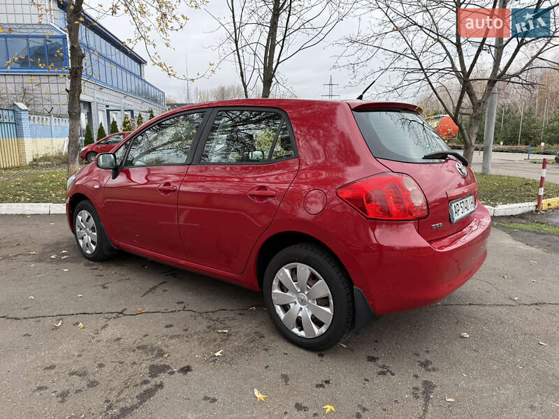 Хэтчбек Toyota Auris 2008 в Киеве