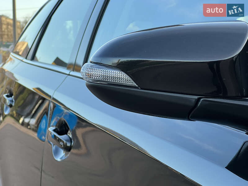 Универсал Toyota Auris 2014 в Житомире фото 21 Универсал Toyota Auris 2014 в Житомире