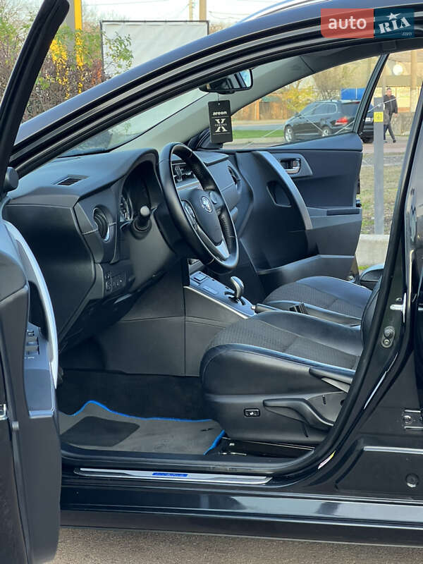 Универсал Toyota Auris 2014 в Житомире фото 28 Универсал Toyota Auris 2014 в Житомире