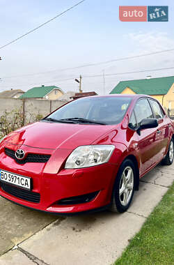 Хэтчбек Toyota Auris 2008 в Копычинце