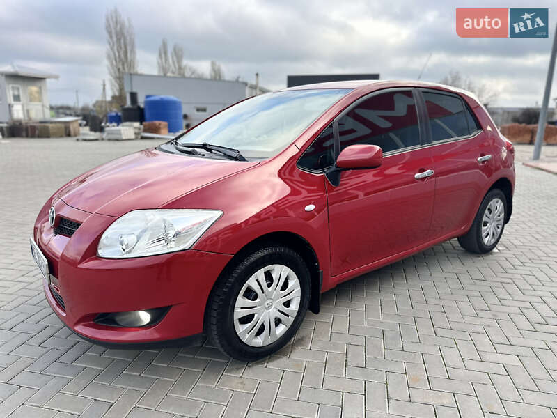 Хэтчбек Toyota Auris 2007 в Первомайске фото 11 Хэтчбек Toyota Auris 2007 в Первомайске