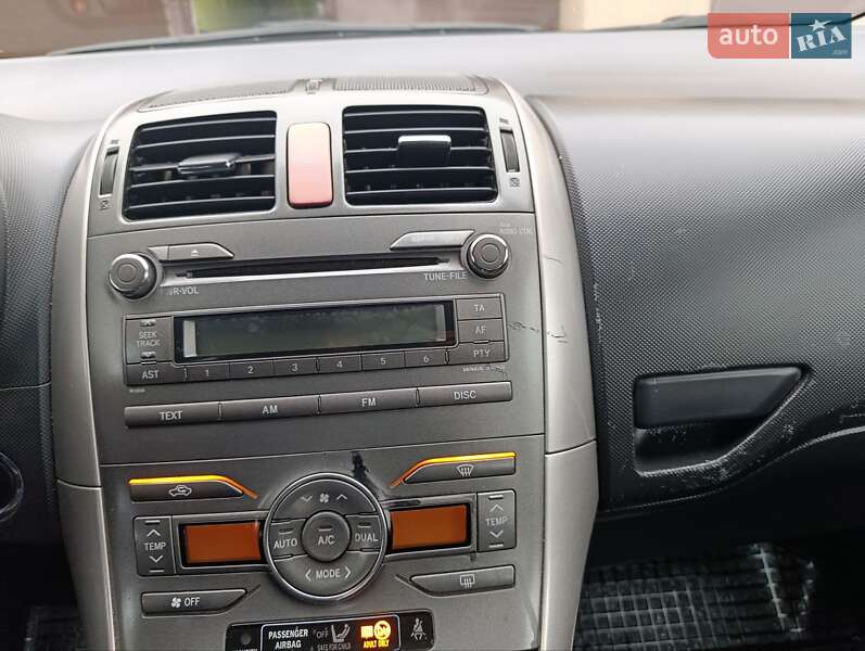 Хэтчбек Toyota Auris 2008 в Одессе