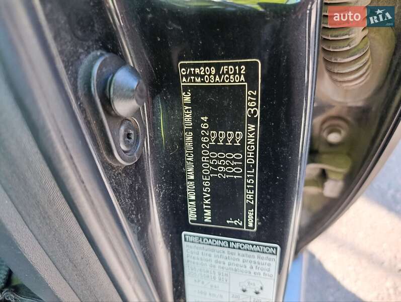 Хэтчбек Toyota Auris 2008 в Одессе