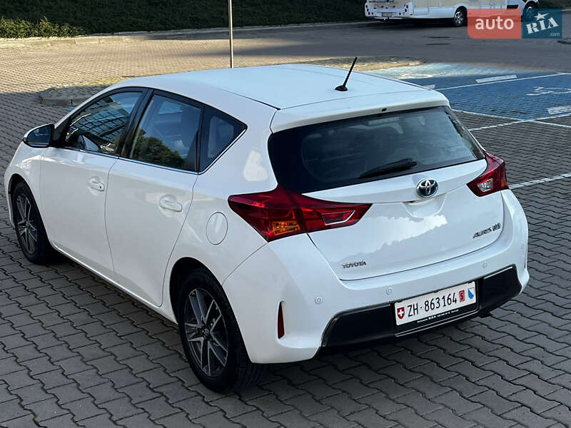 Хэтчбек Toyota Auris 2013 в Луцке фото 14 Хэтчбек Toyota Auris 2013 в Луцке