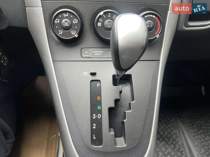 Хэтчбек Toyota Auris 2011 в Киеве фото 10 Хэтчбек Toyota Auris 2011 в Киеве