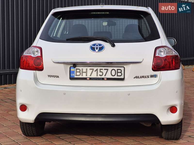 Хетчбек Toyota Auris 2011 в Одесі