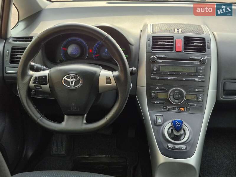 Хетчбек Toyota Auris 2011 в Одесі