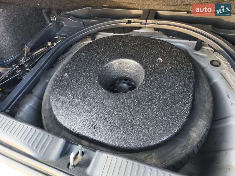 Хетчбек Toyota Auris 2007 в Дніпрі