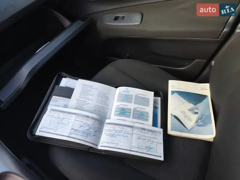 Хетчбек Toyota Auris 2007 в Дніпрі документ