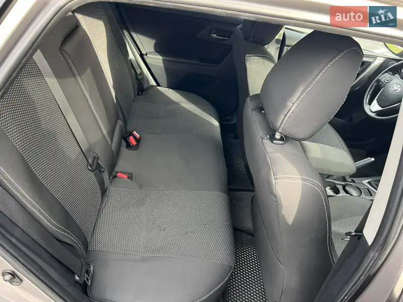 Toyota Auris 2013 VIN SB1ME4JE80E019522 фото оголошення 18 з 60