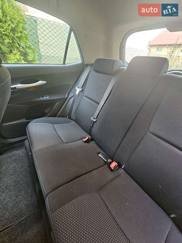 Хетчбек Toyota Auris 2011 в Львові